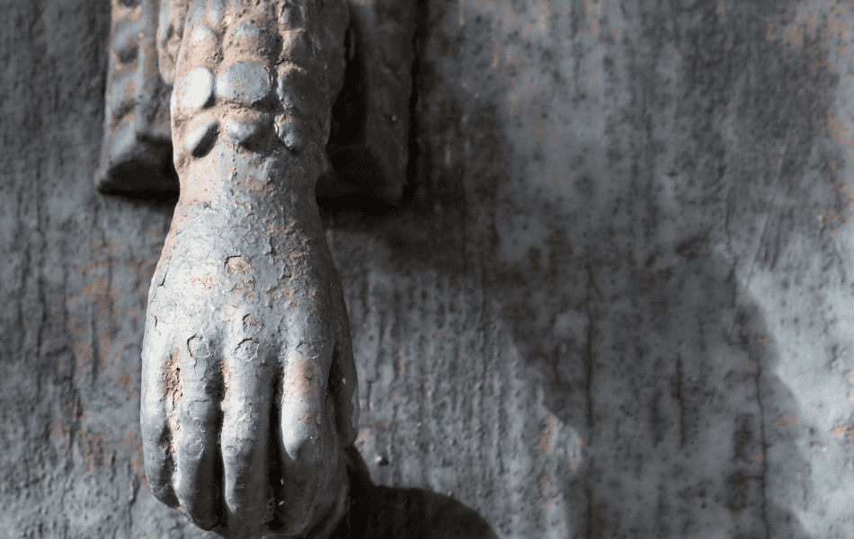 Old door handle in Vitsa